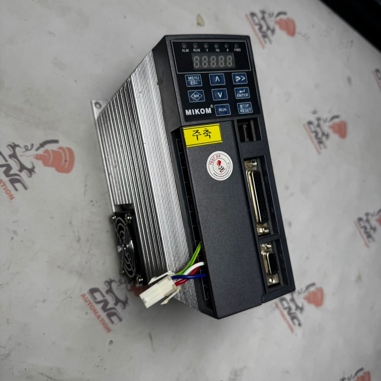 MIKOM 750W (0.75Kw) MV100G-2S1.5S-21 AC Servo Driver - Image 2