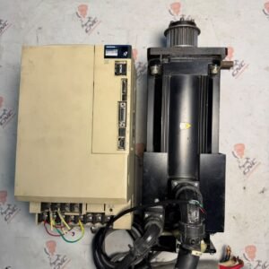 YASKAWA 7.5kw SGD7S-550A10A AC Servo Driver 7.5kw AC SERVO MOTOR 7kw SGM7A-70A7A21 Ac Servo Motor Driver